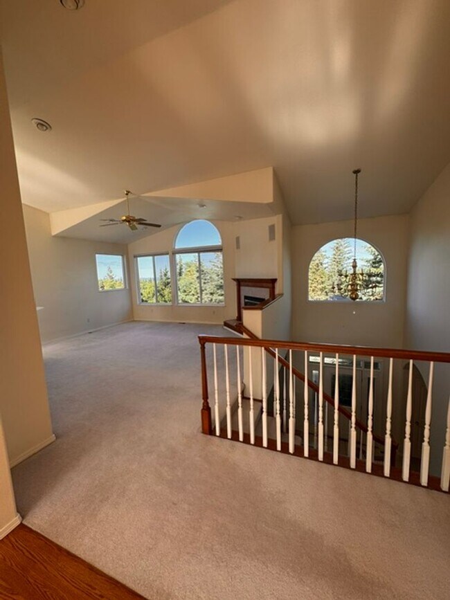 Building Photo - 10100 Zermatt Cir