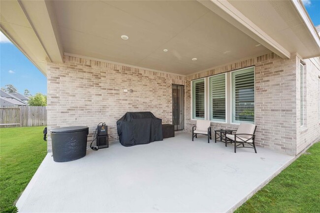 Building Photo - 24926 Flint Lake Dr