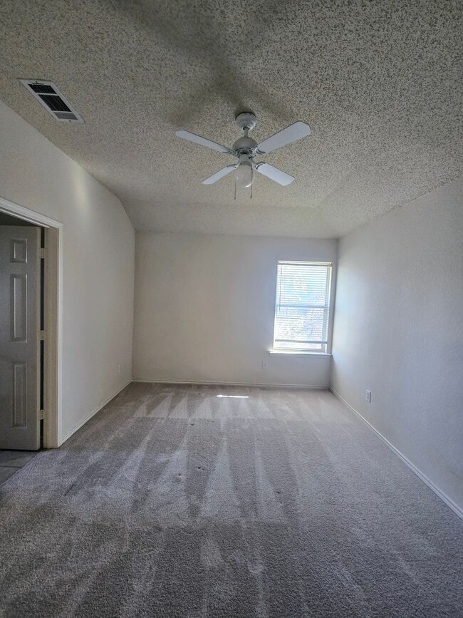 Building Photo - 214 Glen Ridge Dr