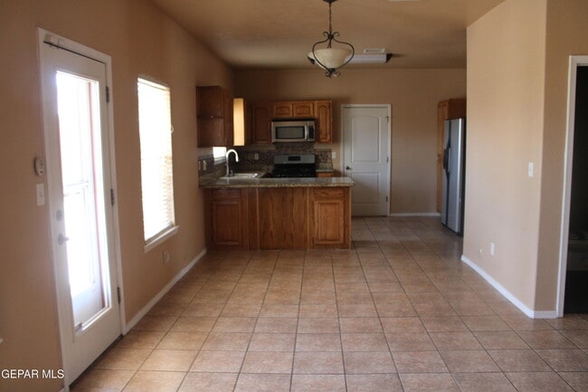 Building Photo - 4056 Tibuni Pl