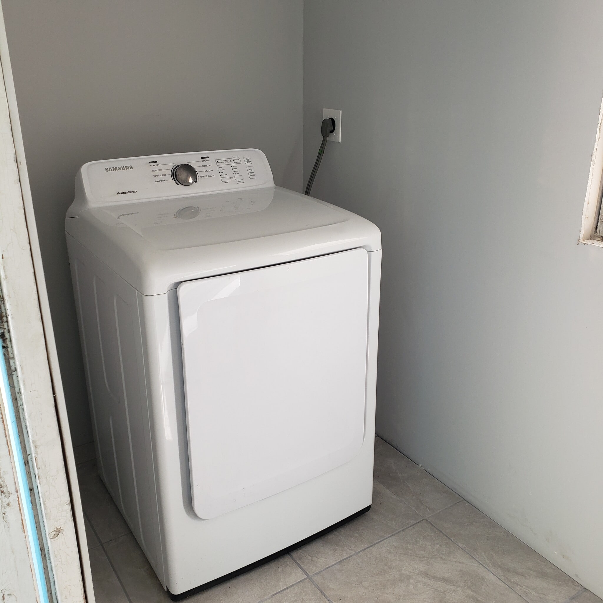 Building Photo - 2061 50th Avenue