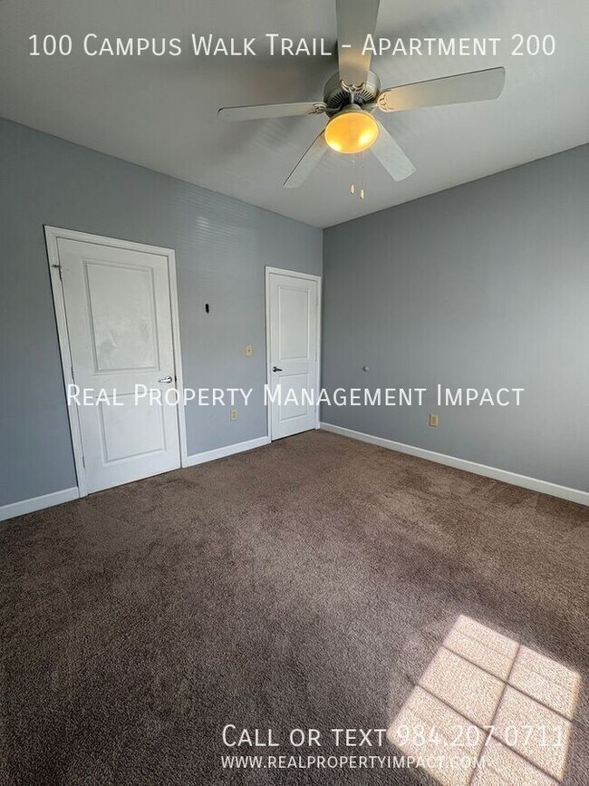 Building Photo - 100 Campus Walk Trl