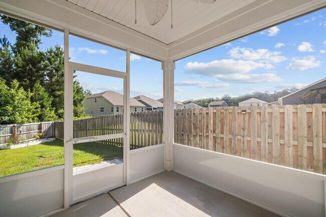 Building Photo - 72 Knotty Ct