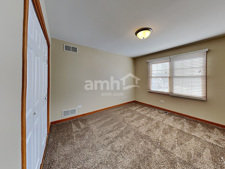 Building Photo - 25021 Vermette Rd