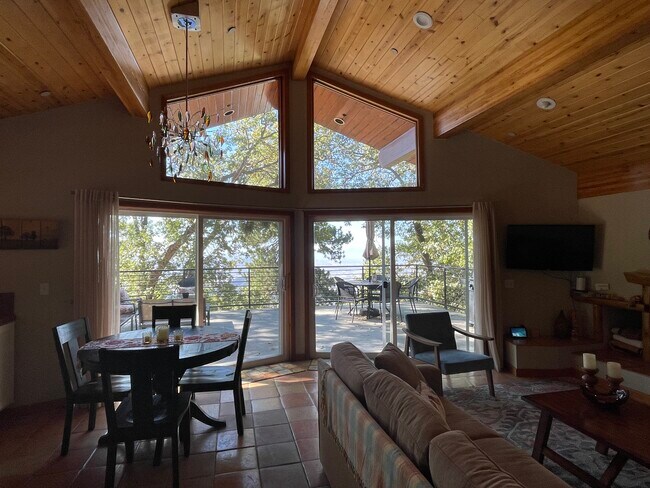 Building Photo - 28625 Willow Rd