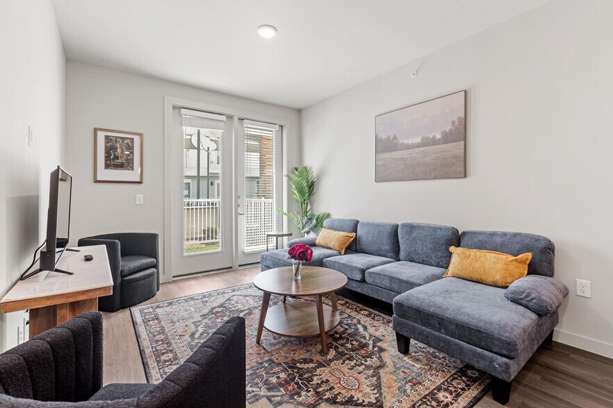 Building Photo - 5820 1/2 Cameron Rd