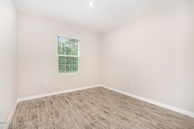 Building Photo - 5840 Granite Ln