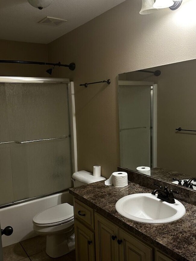 Building Photo - Milton Home For Rent
