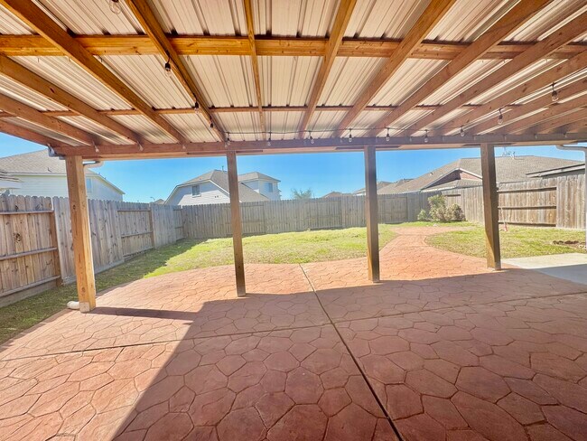 Building Photo - 7110 Favian Ct