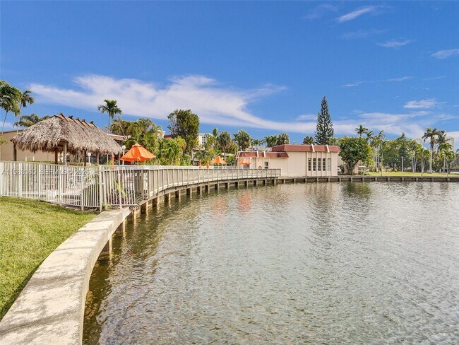 Building Photo - 2001 Atlantic Shores Blvd