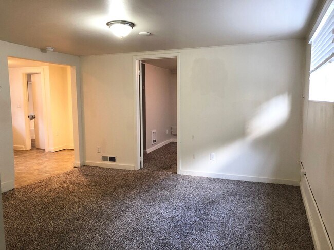 Building Photo - 1411 N Northgate Way