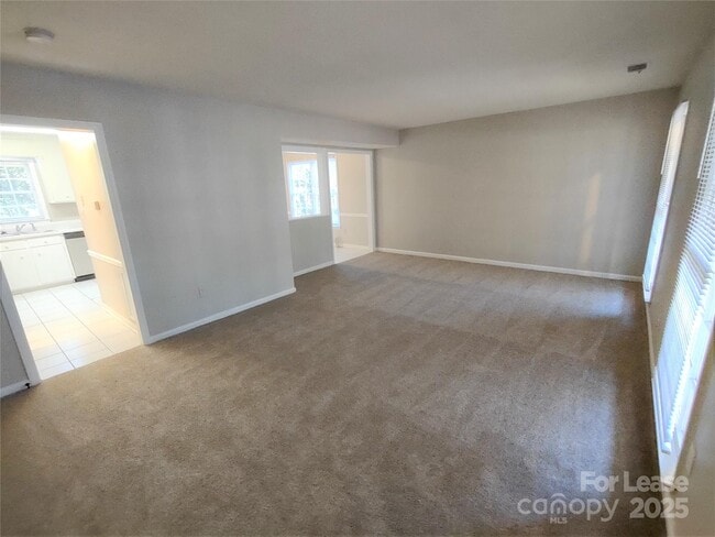 Building Photo - 5948 Deveron Dr