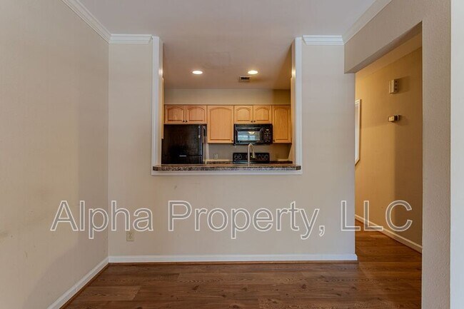 Building Photo - 408 Townes St