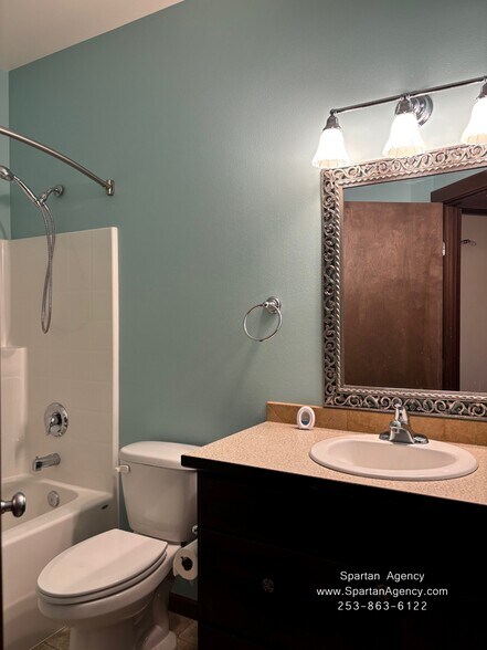 Building Photo - 10801 171st Ave E