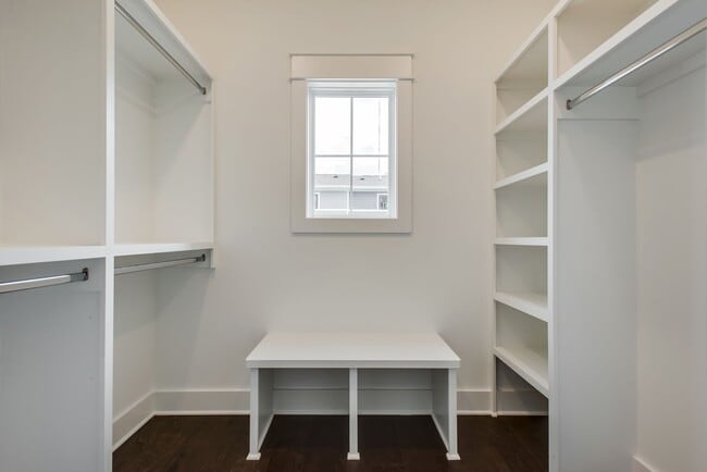 Building Photo - 6006 Obrien Ave