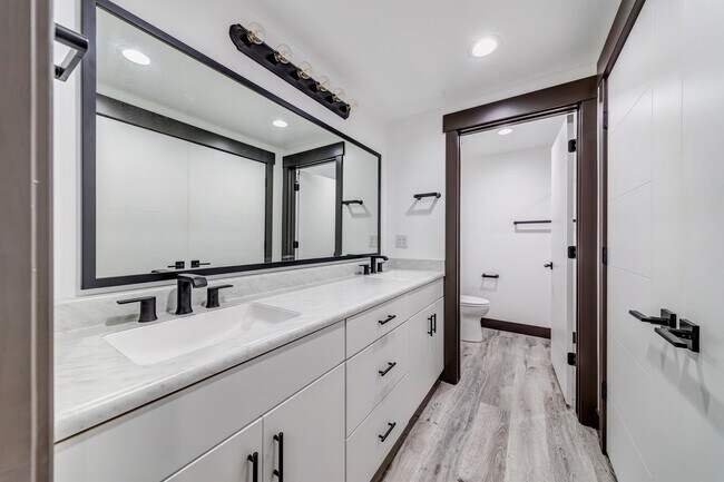 Building Photo - 2968 W Willow Bend