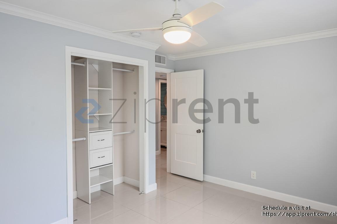 Building Photo - 3343 NW 69th St