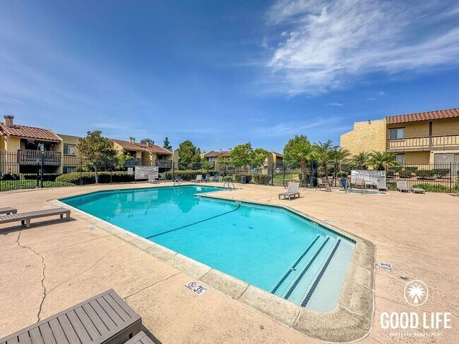 Building Photo - 3020 Alta View Dr