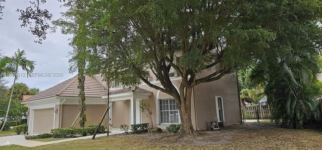Building Photo - 4020 Sabal Lakes Rd