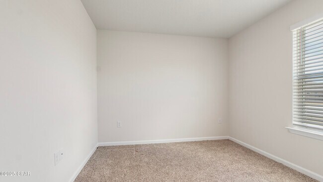 Building Photo - 7208 Madison Sq Dr