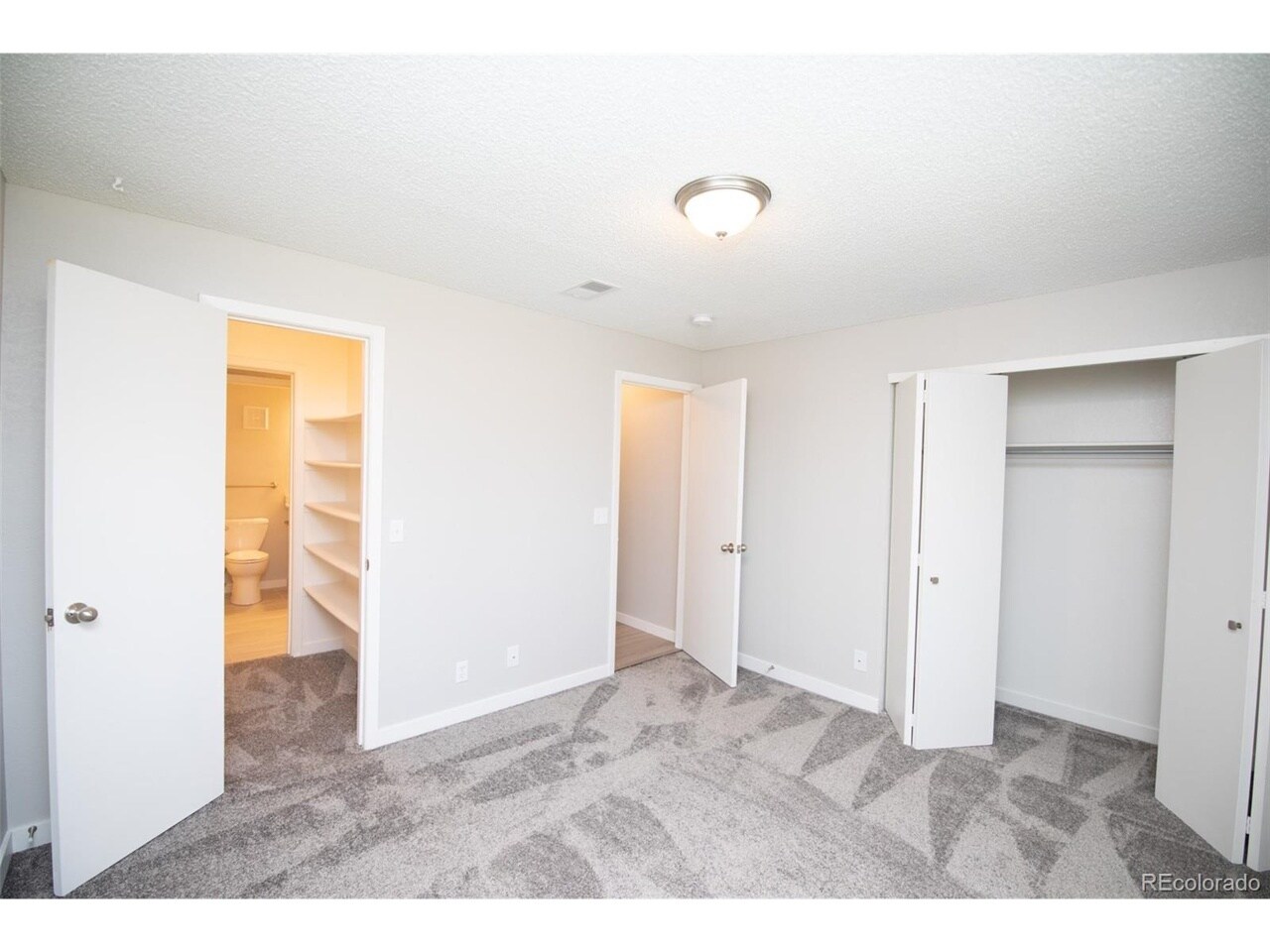 Building Photo - 2725 W 86th Ave