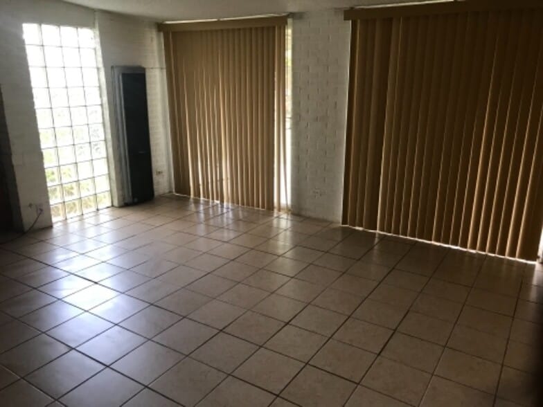 Building Photo - 2860 Kearney St