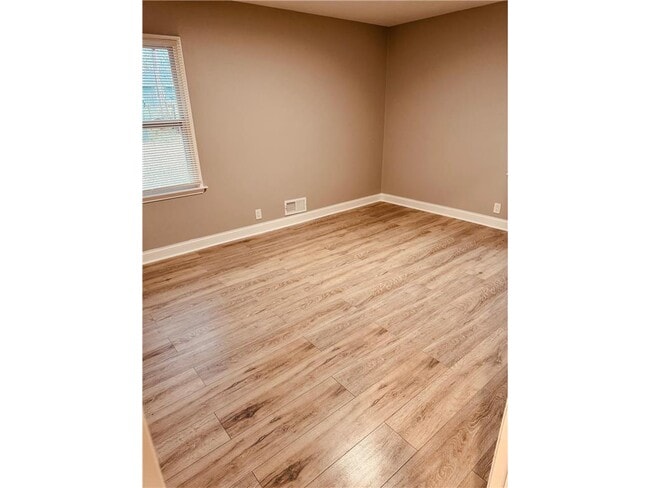 Building Photo - 10701 Vincent Ave S