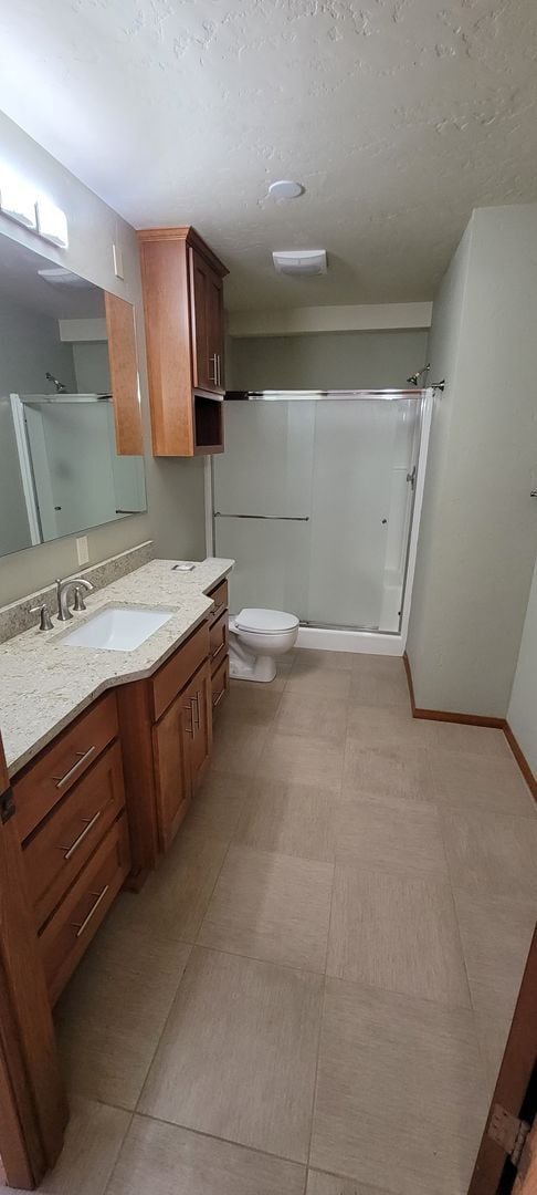 Building Photo - Beautiful and spacious 55+ unit in Bow