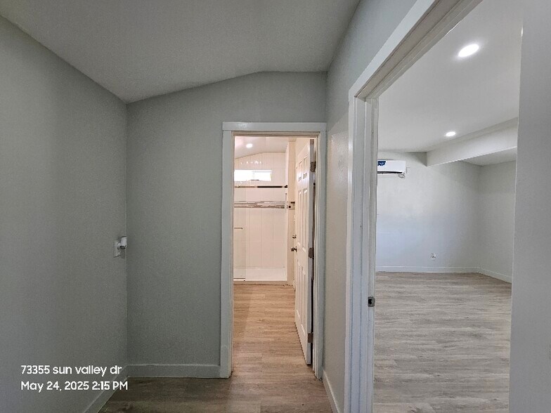 Building Photo - 73355 Sun Valley Dr