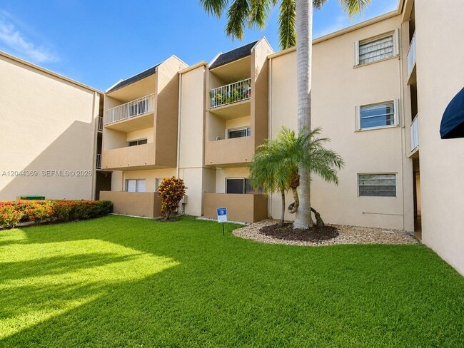 Building Photo - 7705 SW 86th St