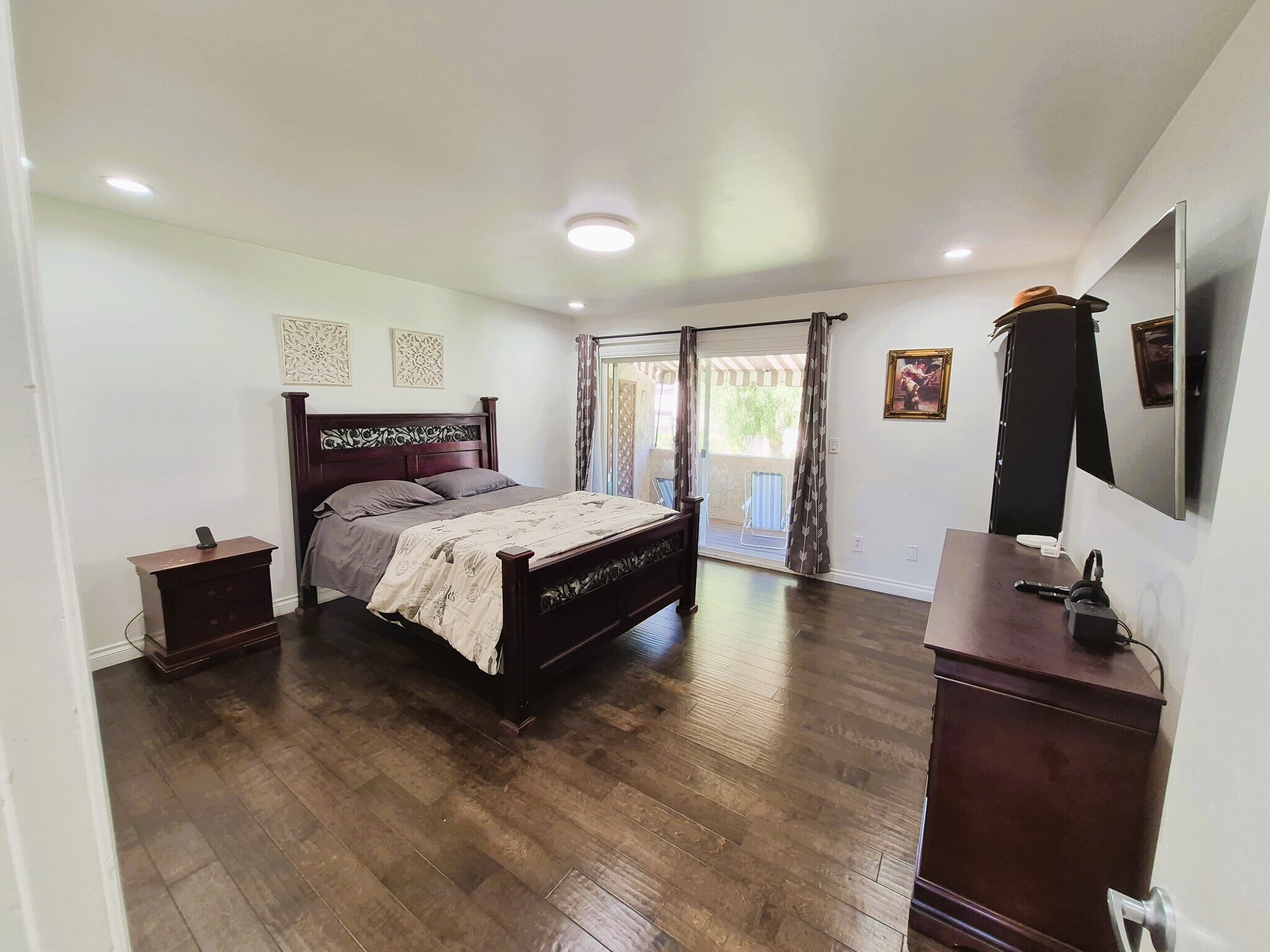 Building Photo - 5313 Sevilla Ct