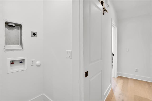 Building Photo - 4116 University Blvd