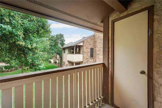 Building Photo - 1204 Harwell Dr