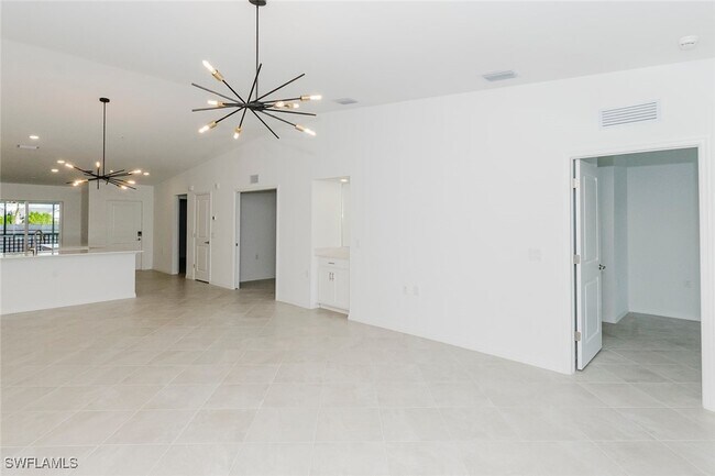 Building Photo - 5410 Double Eagle Cir