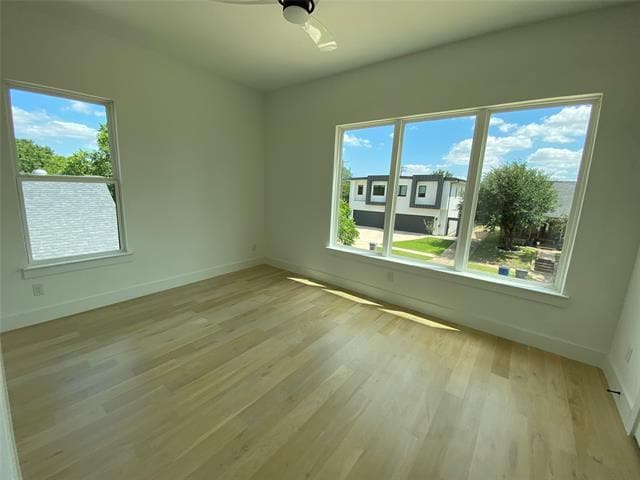 Building Photo - 805 S Glasgow Dr