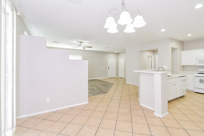 Building Photo - 4044 Companionship Ct