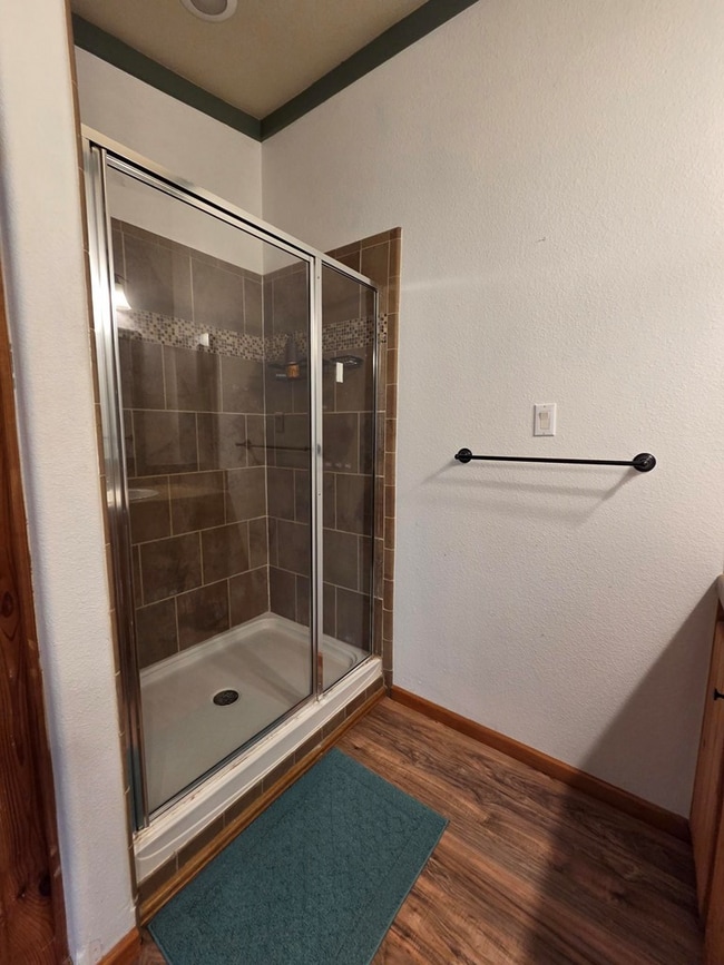 Building Photo - 708 Town Creek Rd