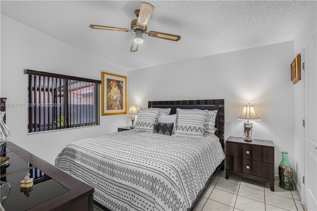 Building Photo - 7117 W 30th Ln