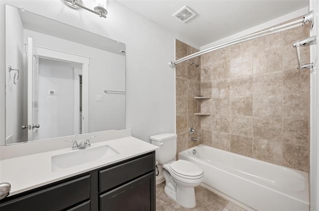 Building Photo - 8948 Devonshire Dr