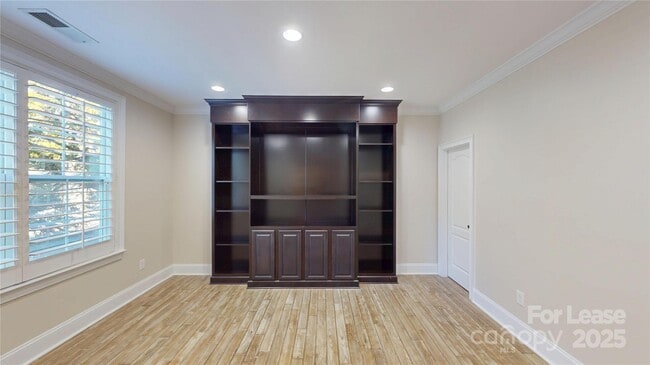 Building Photo - 11052 Preservation Park Dr