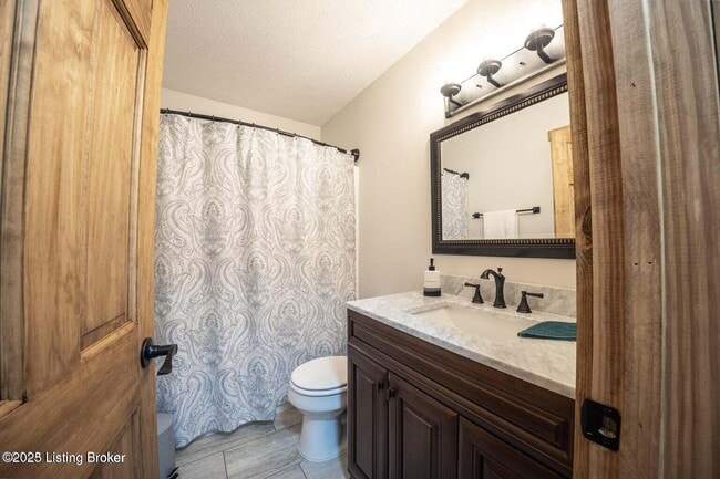 Building Photo - 438 Whippoorwill Cv Ln