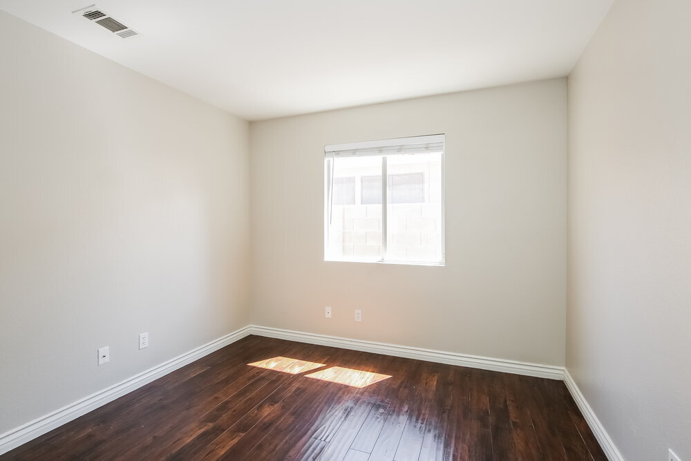 Building Photo - 4565 Savin Cir
