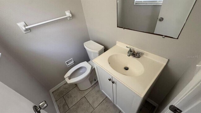 Building Photo - 37321 Safari Dr