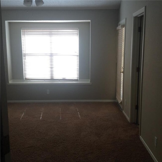 Building Photo - 7532 Le Conte Dr