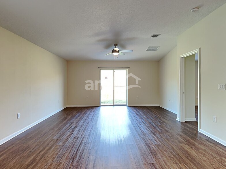 Building Photo - 4367 Seven Canyons Dr