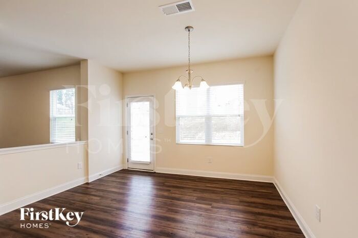Building Photo - 9842 Maywine Cir