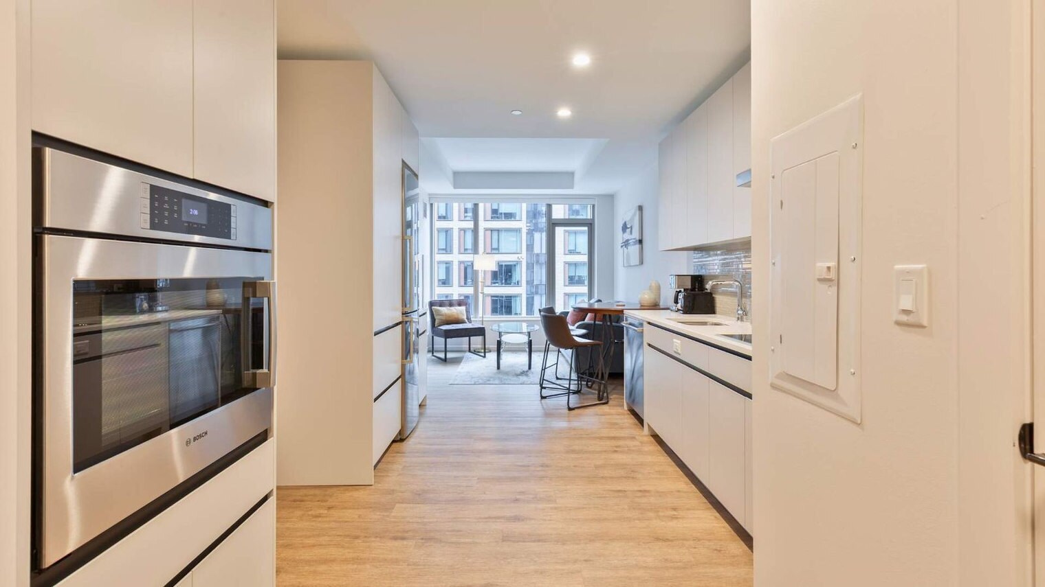 Building Photo - 131 Seaport Blvd