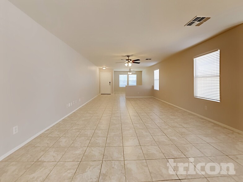 Building Photo - 15456 W Desert Mirage Dr