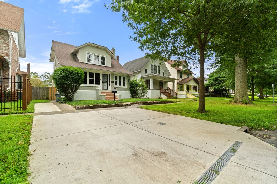 Building Photo - 217 Shawnee Dr