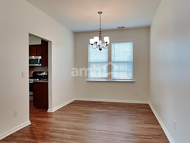 Building Photo - 9684 Spencer Woods Rd